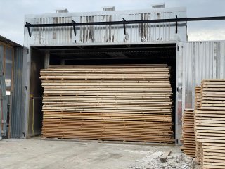 Конвекционная сушильная камера на производстве